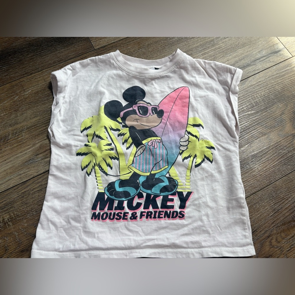 Zara Disney Mickey Mouse & Friends Pink Graphic Kids Tee size  8-9